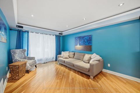 Photo 3 at 82 Eastman Crescent, Leslie Valley, Newmarket