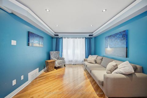 Photo 4 at 82 Eastman Crescent, Leslie Valley, Newmarket