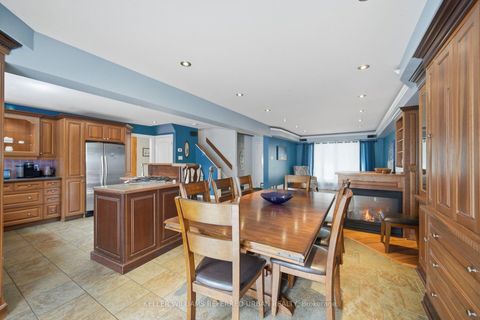 Photo 7 at 82 Eastman Crescent, Leslie Valley, Newmarket