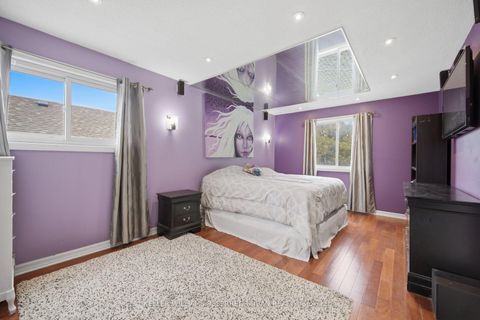 Photo 15 at 82 Eastman Crescent, Leslie Valley, Newmarket