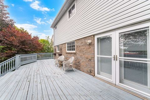 Photo 31 at 82 Eastman Crescent, Leslie Valley, Newmarket