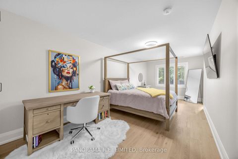 Photo 10 at 14 Agar Crescent, City Centre West, Toronto