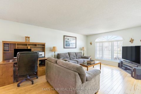 Photo 11 at 57 Wessenger Drive, Holly, Barrie
