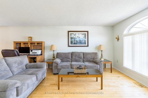 Photo 12 at 57 Wessenger Drive, Holly, Barrie