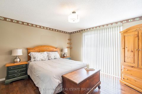 Photo 14 at 57 Wessenger Drive, Holly, Barrie