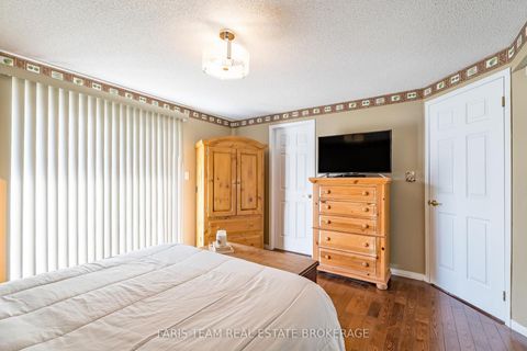 Photo 16 at 57 Wessenger Drive, Holly, Barrie