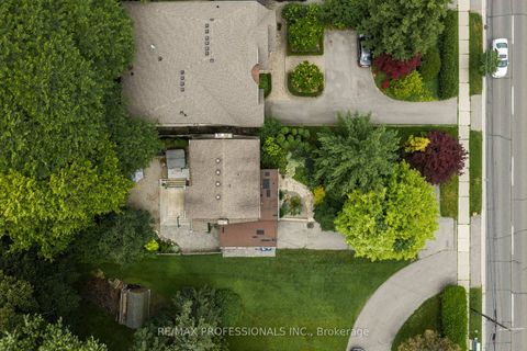 Photo 6 at 1364 Islington Avenue, Rosethorn, Toronto