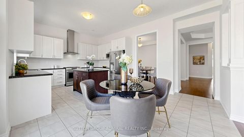 Photo 11 at 284 East's Corners Boulevard, Kleinburg, Vaughan