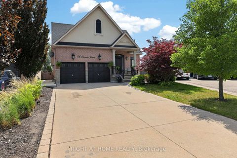 Photo 0 at 66 Sanremo Court, West Woodbridge, Vaughan