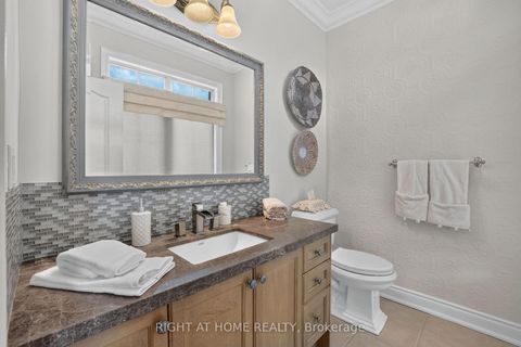 Photo 3 at 66 Sanremo Court, West Woodbridge, Vaughan