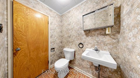 Photo 25 at 43 Amelia Street S, Codrington, Barrie