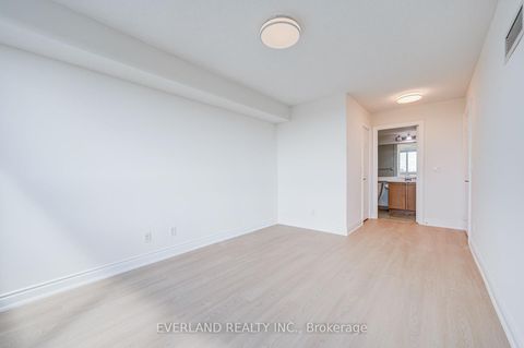 Photo 27 at 707 - 15 Greenview Avenue, Newtonbrook West, Toronto