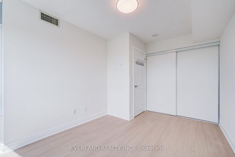 Photo 36 at 707 - 15 Greenview Avenue, Newtonbrook West, Toronto