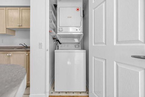 Photo 27 at 807 - 2800 Warden Avenue, L'Amoreaux, Toronto