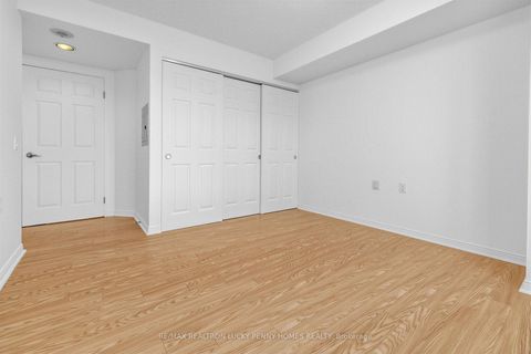 Photo 32 at 807 - 2800 Warden Avenue, L'Amoreaux, Toronto