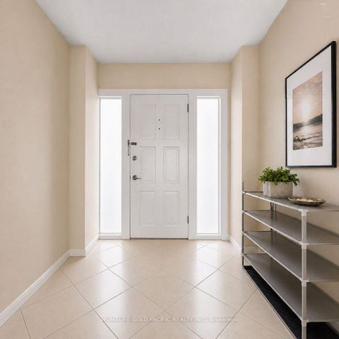 Photo 4 at 17 Chipwood Crescent, Pleasant View, Toronto
