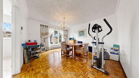 Photo 13 at 17 Chipwood Crescent, Pleasant View, Toronto