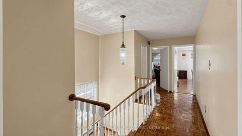 Photo 27 at 17 Chipwood Crescent, Pleasant View, Toronto