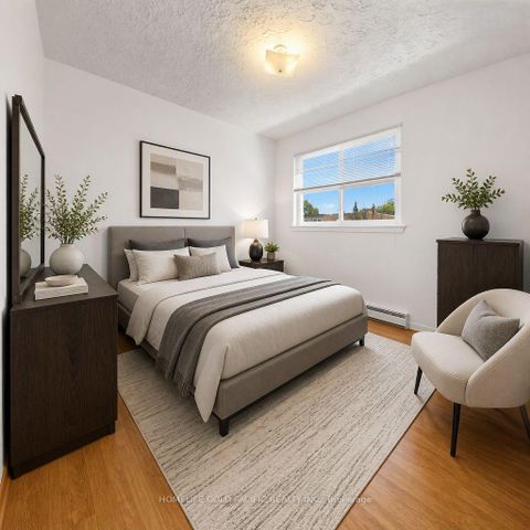 Photo 36 at 17 Chipwood Crescent, Pleasant View, Toronto