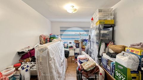 Photo 40 at 17 Chipwood Crescent, Pleasant View, Toronto