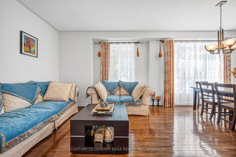 Photo 7 at 180 Coltrane Drive, Patterson, Vaughan