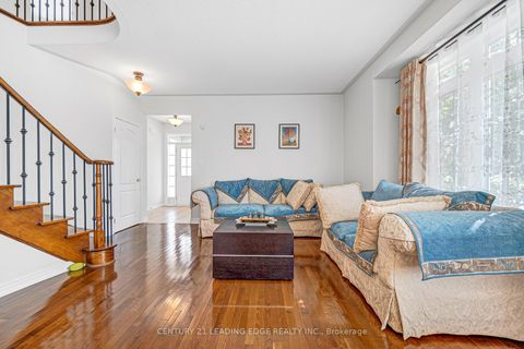 Photo 8 at 180 Coltrane Drive, Patterson, Vaughan