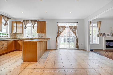 Photo 12 at 180 Coltrane Drive, Patterson, Vaughan