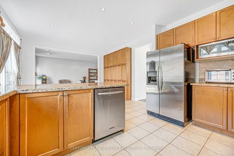 Photo 16 at 180 Coltrane Drive, Patterson, Vaughan
