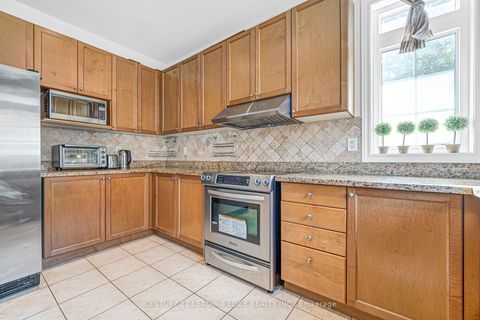Photo 17 at 180 Coltrane Drive, Patterson, Vaughan