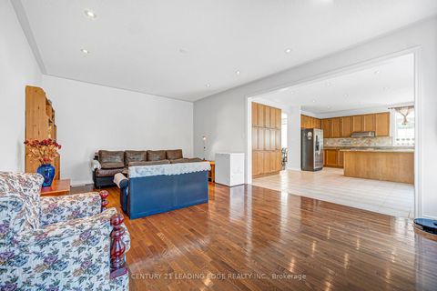 Photo 24 at 180 Coltrane Drive, Patterson, Vaughan