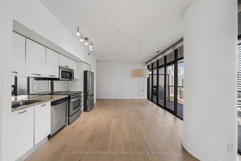 Photo 8 at 1611 - 33 Charles Street E, Yonge Corridor, Toronto