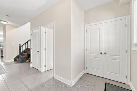 Photo 4 at 23 Nathan Crescent, Painswick South, Barrie