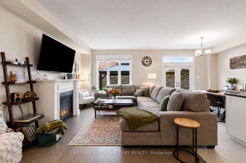 Photo 12 at 23 Nathan Crescent, Painswick South, Barrie