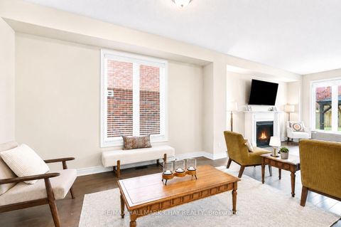 Photo 15 at 23 Nathan Crescent, Painswick South, Barrie