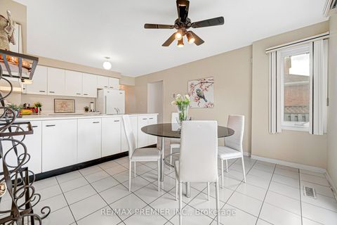 Photo 20 at 90 Pentland Crescent, Maple, Vaughan