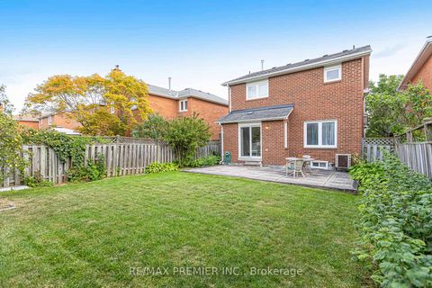 Photo 45 at 90 Pentland Crescent, Maple, Vaughan