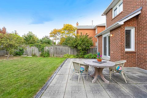 Photo 46 at 90 Pentland Crescent, Maple, Vaughan