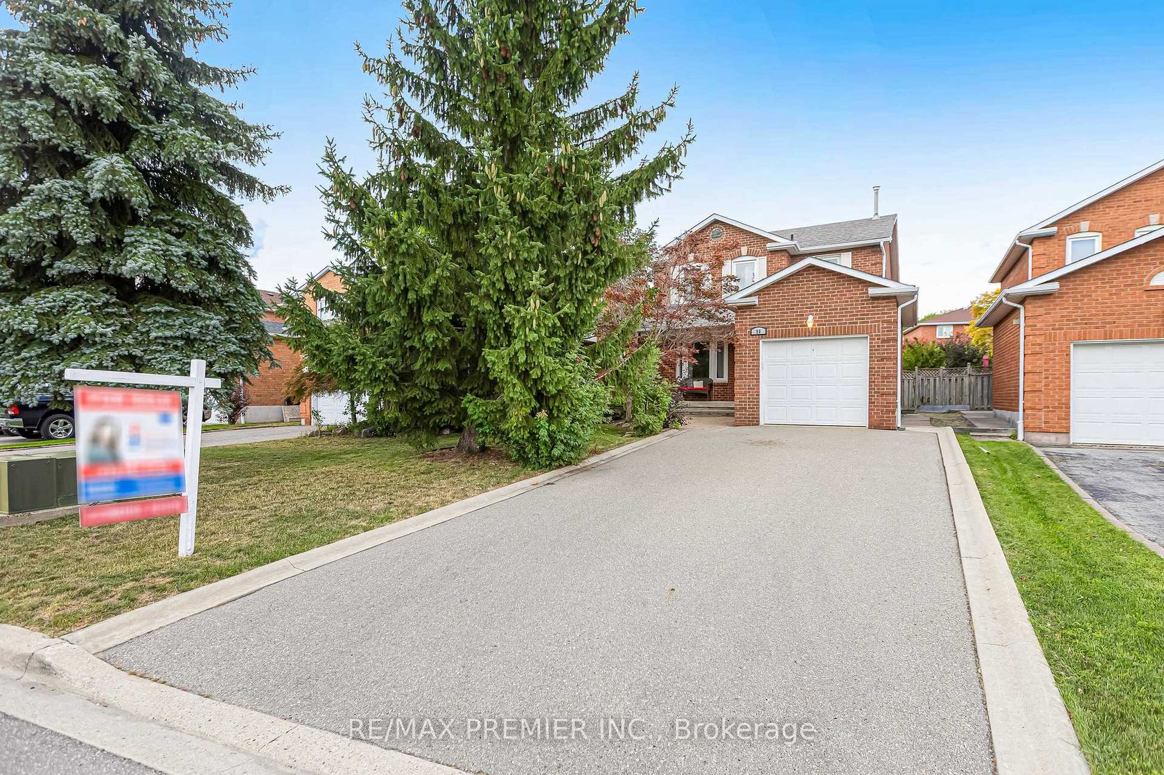 90 Pentland Crescent, Maple, Vaughan photo number 2
