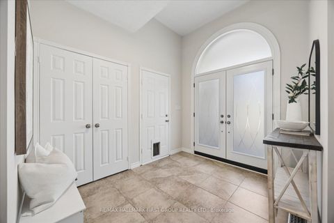 Photo 3 at 1028 Highbrooke Court, Pinecrest, Oshawa