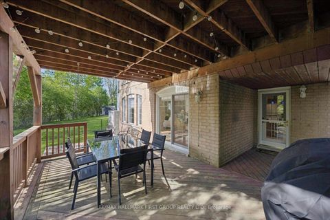 Photo 25 at 1028 Highbrooke Court, Pinecrest, Oshawa