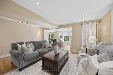 Photo 31 at 1028 Highbrooke Court, Pinecrest, Oshawa
