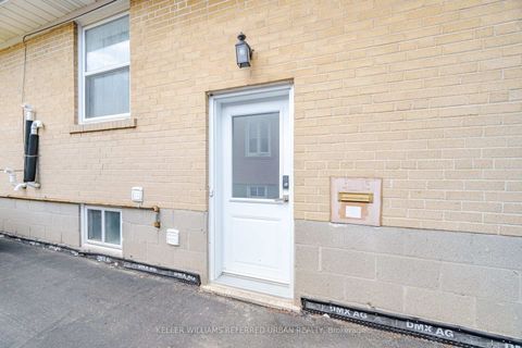 Photo 20 at 4 Cameo Crescent, Smythe, Toronto