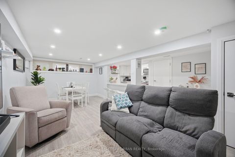 Photo 23 at 4 Cameo Crescent, Smythe, Toronto