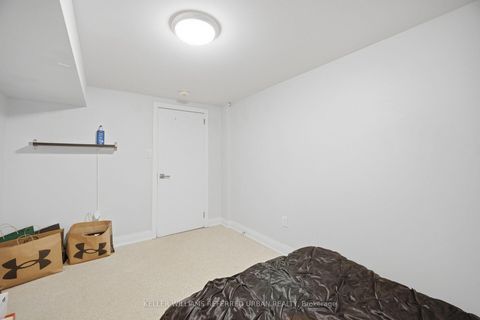 Photo 34 at 4 Cameo Crescent, Smythe, Toronto