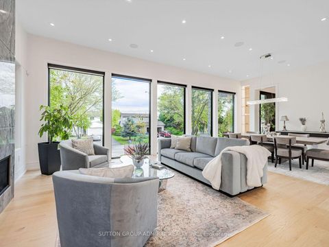 Photo 8 at 16 Sanderson Crescent, North Richvale, Richmond Hill