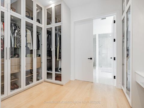 Photo 26 at 16 Sanderson Crescent, North Richvale, Richmond Hill