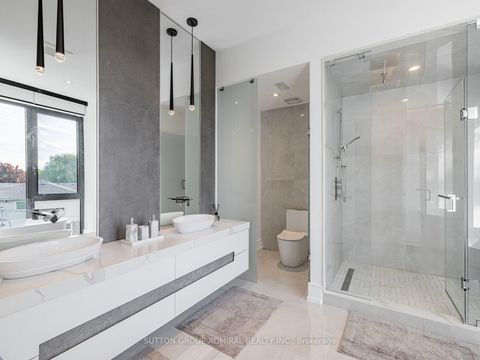 Photo 27 at 16 Sanderson Crescent, North Richvale, Richmond Hill