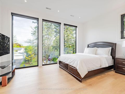 Photo 31 at 16 Sanderson Crescent, North Richvale, Richmond Hill