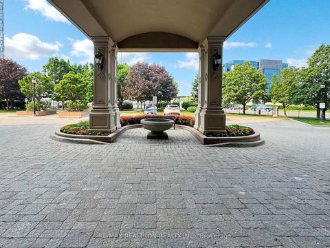 Photo 1 at 401 - 9225 Jane Street, Maple, Vaughan