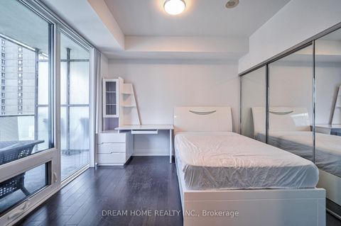 Photo 14 at 709 - 1080 Bay Street, Bay Street Corridor, Toronto